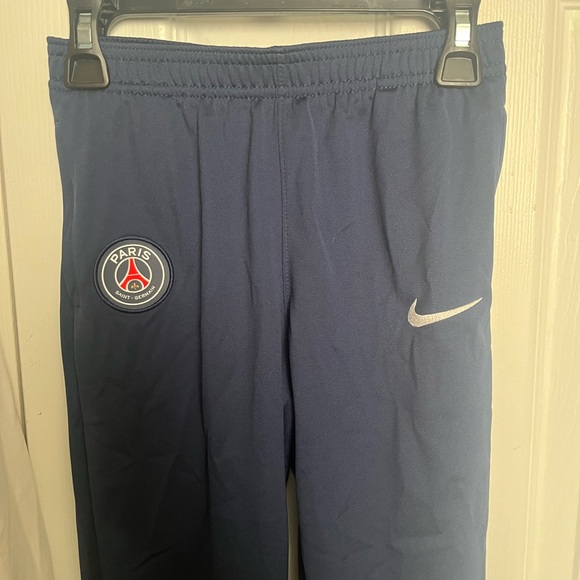 Nike Kids Matching Set - White and Navy - Picture 4 of 5